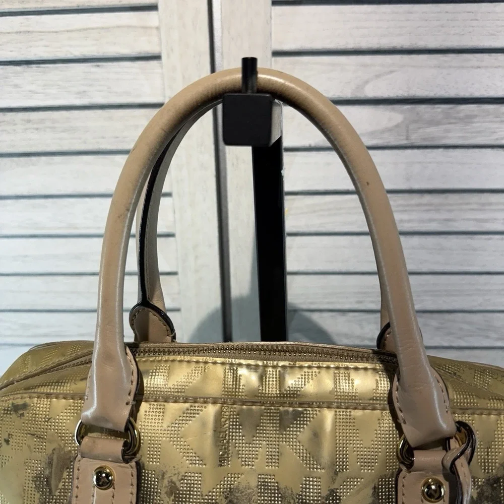 Michaels gold metallic